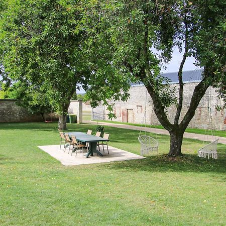 Gite La Petite Ferme Clermont-les-Fermes ภายนอก รูปภาพ